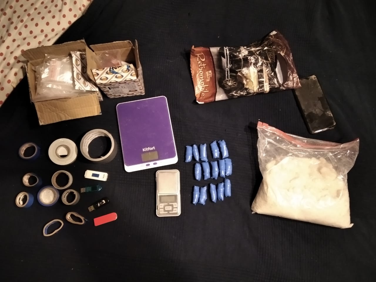Готовил для «закладок»: в Екатеринбурге задержали наркодилера с килограммом «синтетики»