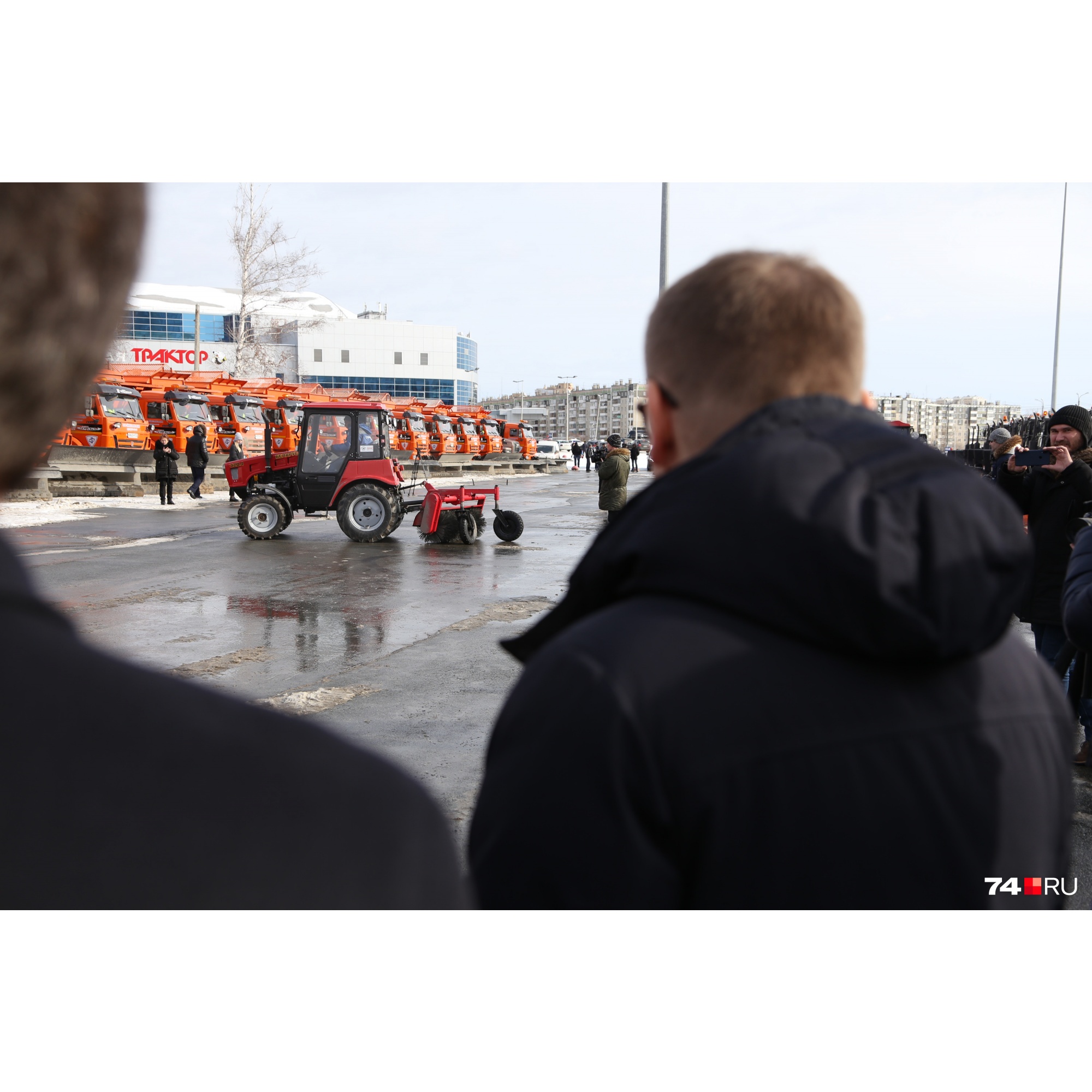 Подрядчик показал, как работает техника Подрядчик показал, как работает техника