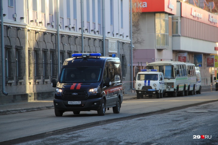 Взрыв в здании ФСБ в Архангельске произошел 31 октября 2018 года Взрыв в здании ФСБ в Архангельске произошел 31 октября 2018 года