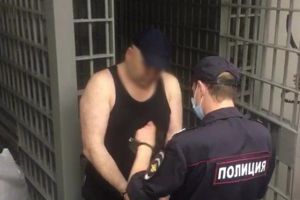 Мужчина ранее уже был судим за убийства и изнасилования Мужчина ранее уже был судим за убийства и изнасилования