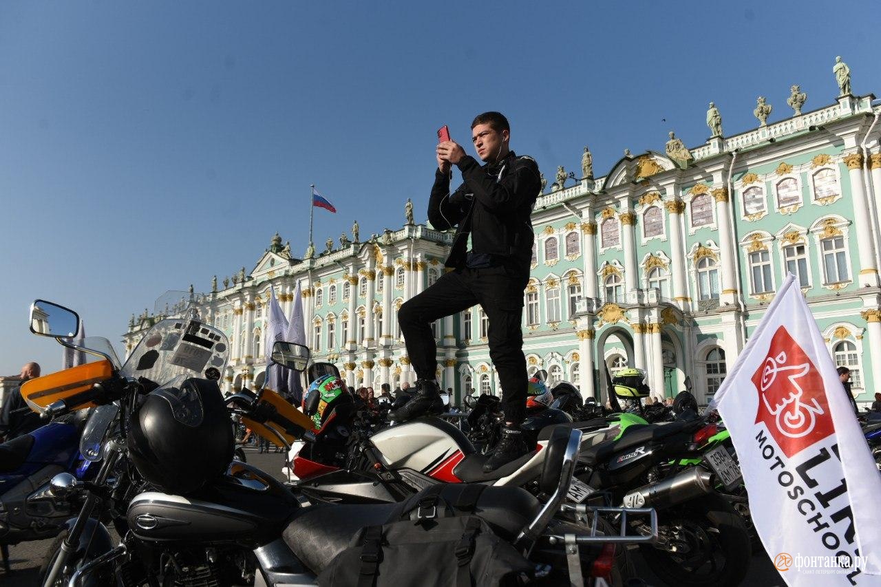 Парад Байков в Санкт Петербурге