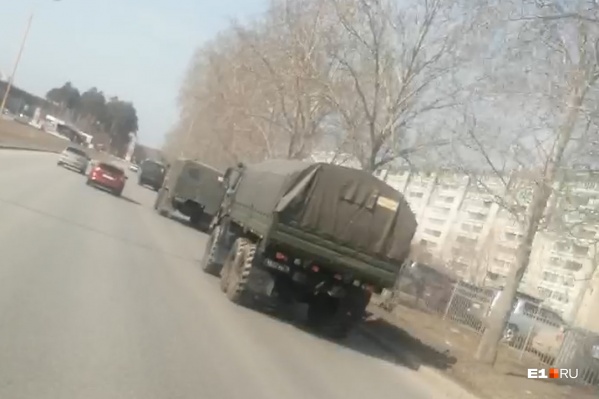 Техника проезжала по Токарей в сторону Готвальда, а также была замечена в Академическом Техника проезжала по Токарей в сторону Готвальда, а также была замечена в Академическом