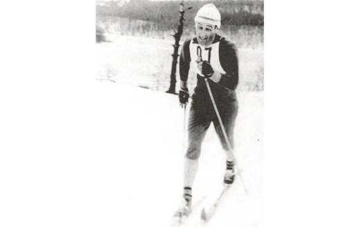 А на этом фото Михаил Либерман еще совсем молодой. Снимок сделан на соревнованиях в Ленинграде 