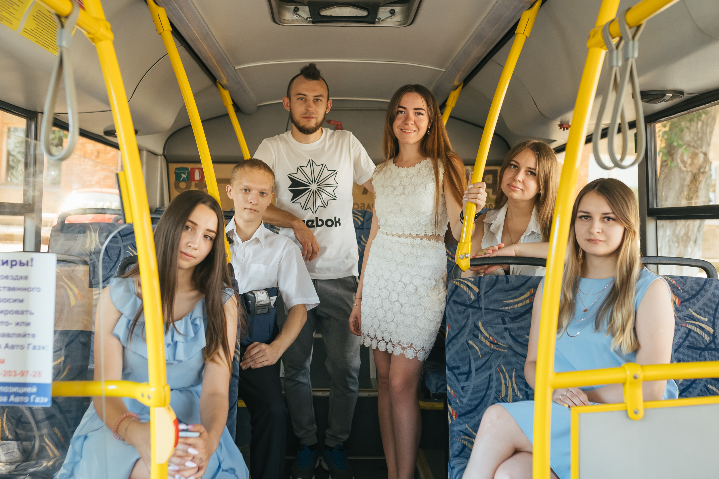 В молодом коллективе есть место взаимопомощи и карьерному росту В молодом коллективе есть место взаимопомощи и карьерному росту