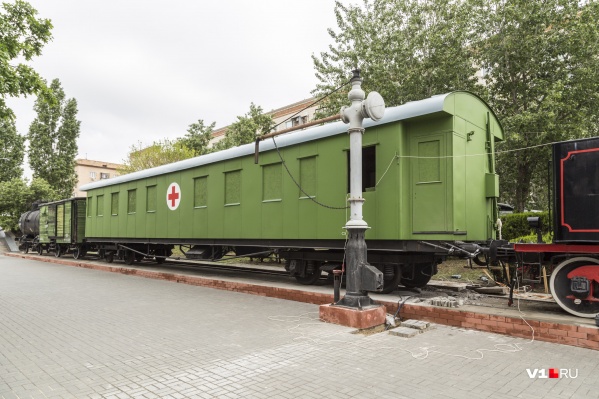 Санитарный вагон, сделанный из теплушки 1938 года, появился на площадке у панорамы накануне Дня Победы Санитарный вагон, сделанный из теплушки 1938 года, появился на площадке у панорамы накануне Дня Победы