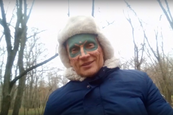Древарх не понаслышке знает о защите деревьев и сам посадил в Архангельске не одно растение Древарх не понаслышке знает о защите деревьев и сам посадил в Архангельске не одно растение