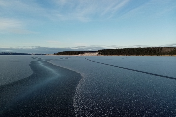 Синяя гладь на Камском водохранилище Синяя гладь на Камском водохранилище