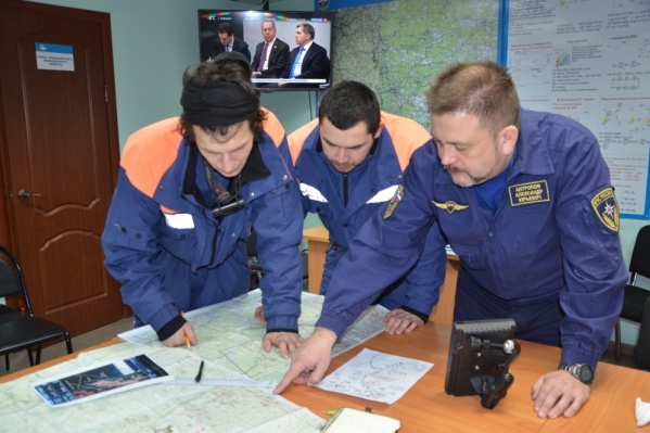 Спасатели МЧС начали искать пропавшего в горах Сергея Алиева Спасатели МЧС начали искать пропавшего в горах Сергея Алиева 