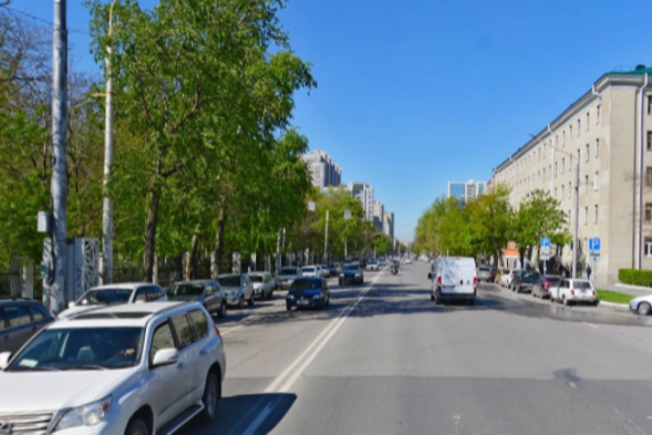 Длинная-длинная улица Текучева, названная в честь политрука роты в Ростовском полку народного ополчения, раньше имела куда более скромное название. Какое же?