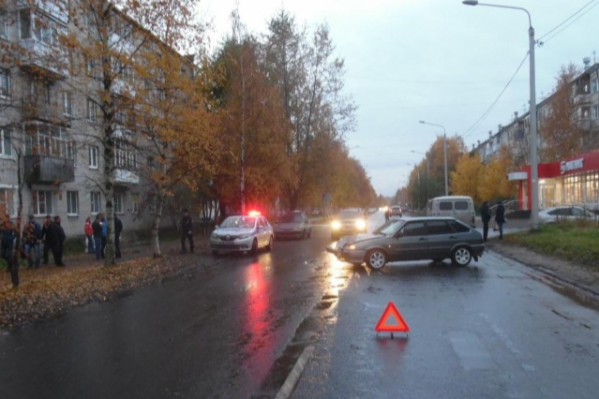 Авария произошла вечером, около 17 часов Авария произошла вечером, около 17 часов