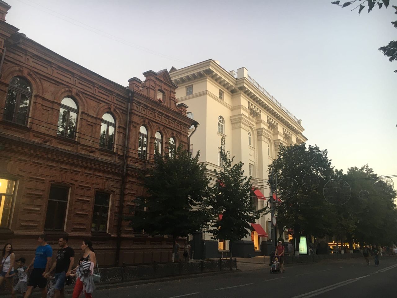 Аналог нашей Кировки — улица Красная Аналог нашей Кировки — улица Красная