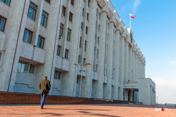 Проекцию выведут на фасад здания Проекцию выведут на фасад здания