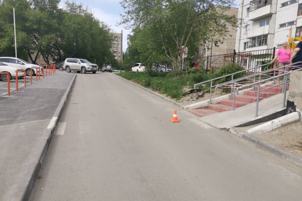Ребёнка доставили в больницу Ребёнка доставили в больницу