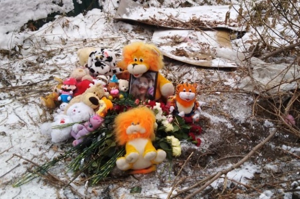 Место, где 15 ноября нашли тело пропавшей школьницы Место, где 15 ноября нашли тело пропавшей школьницы