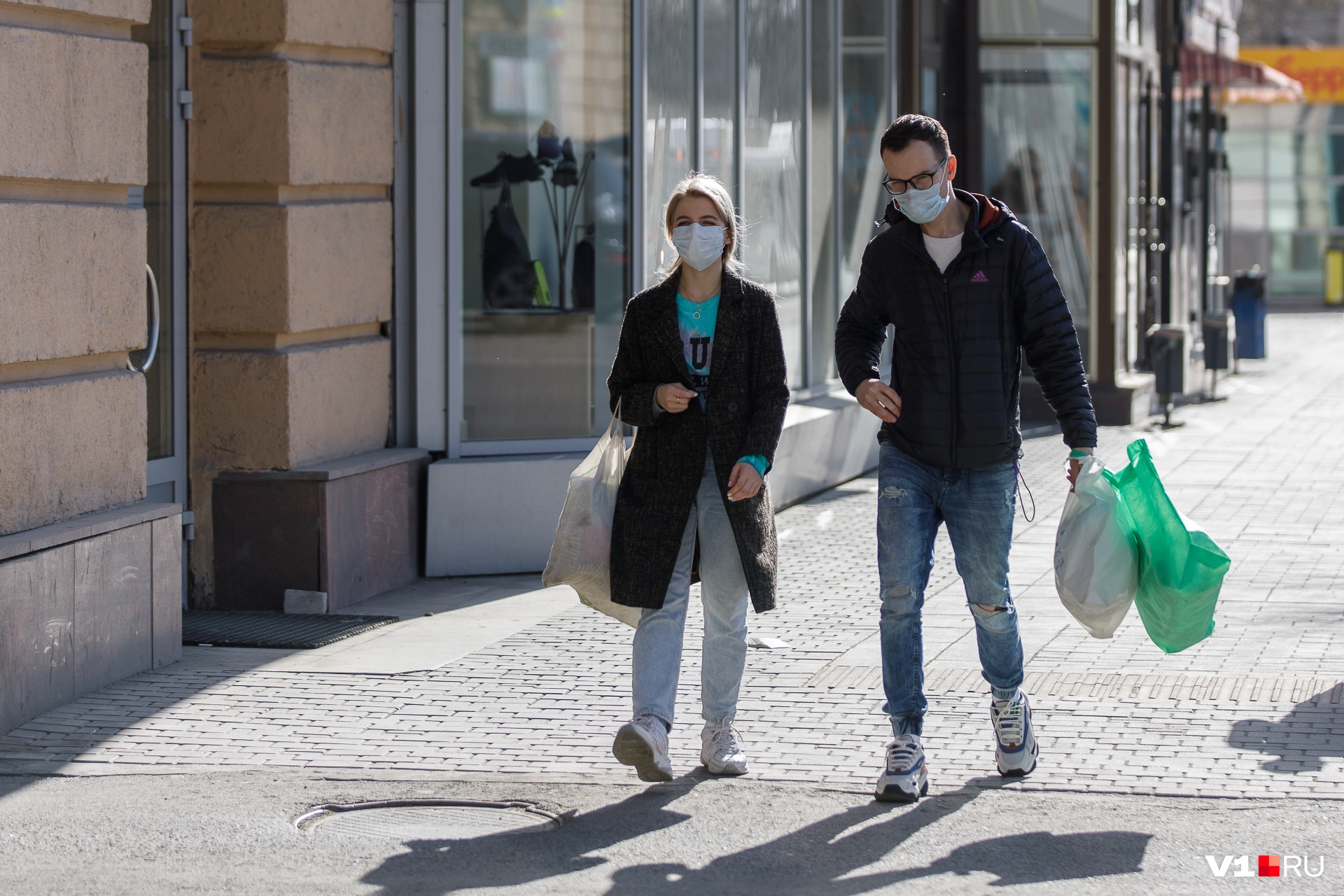 Не забудьте надеть маску — иначе возможен штраф. 58-й день коронавируса в Красноярском крае