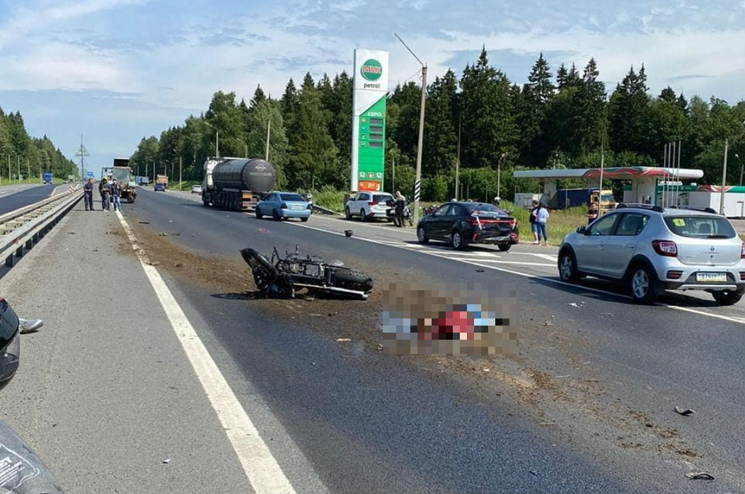 Девушка погибла на месте Девушка погибла на месте