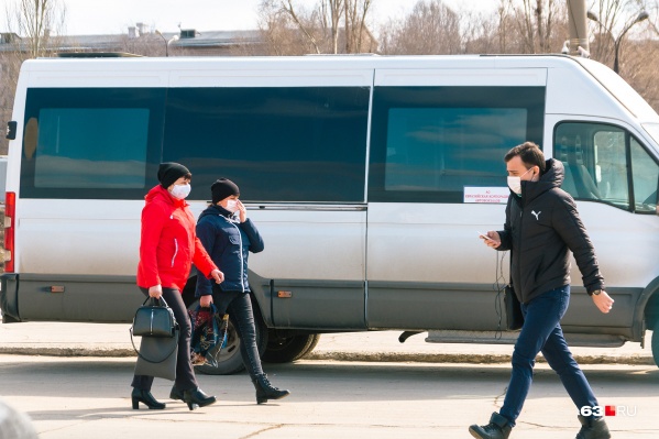 Представители Роспотребнадзора рекомендуют жителям региона соблюдать масочный режим Представители Роспотребнадзора рекомендуют жителям региона соблюдать масочный режим