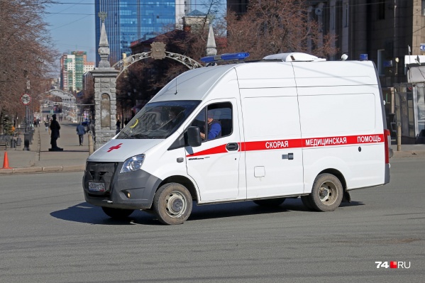 Пациента с COVID-19 доставили в больницу 1 мая Пациента с COVID-19 доставили в больницу 1 мая
