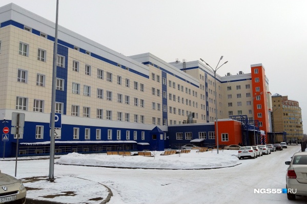 Сейчас в помещения довозят необходимое оборудование Сейчас в помещения довозят необходимое оборудование