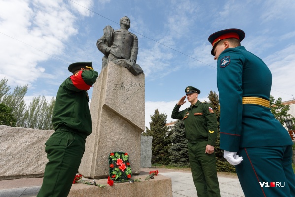 Несмотря на самоизоляцию, Волгоград отметит День Победы Несмотря на самоизоляцию, Волгоград отметит День Победы