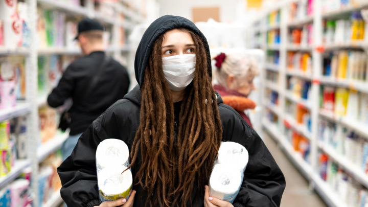 Власти Ростова рассказали, когда в аптеках города появятся медицинские маски
