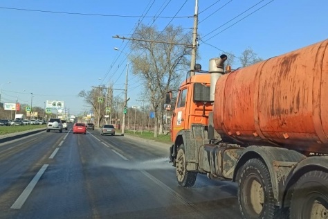 Вода в грузовиках питьевая Вода в грузовиках питьевая