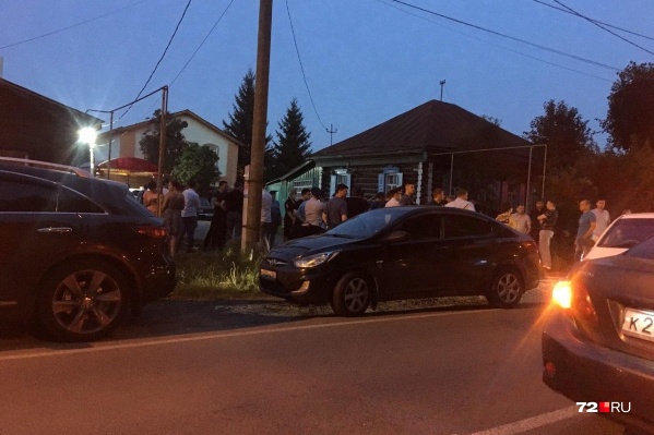 Девочку нашли полицейские Девочку нашли полицейские