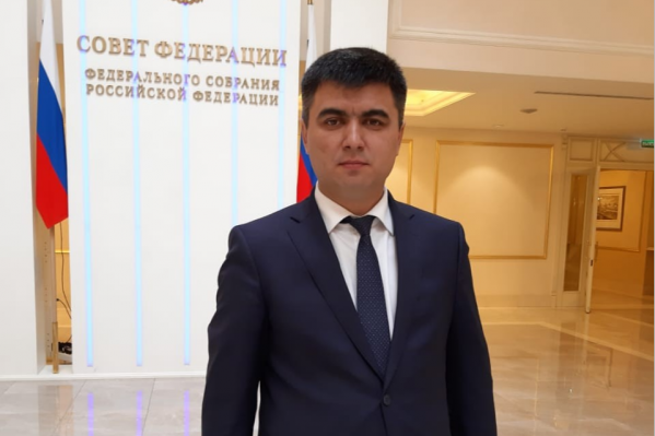 Свыше шести тысяч человек подписали петицию против Азамата Абдрахманова Свыше шести тысяч человек подписали петицию против Азамата Абдрахманова