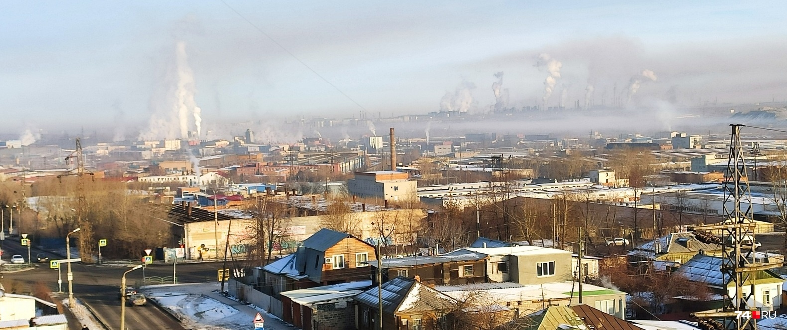 В Минэкологии говорят, что никаких превышений по выбросам нет В Минэкологии говорят, что никаких превышений по выбросам нет