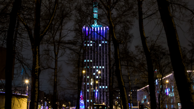 Елка в двадцать четыре этажа. Житель Архангельска предложил «зажечь» на Новый год городскую высотку