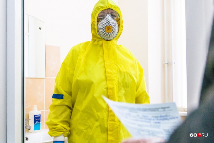 В Красноярском крае за сутки COVID-19 заразились еще 156 человек