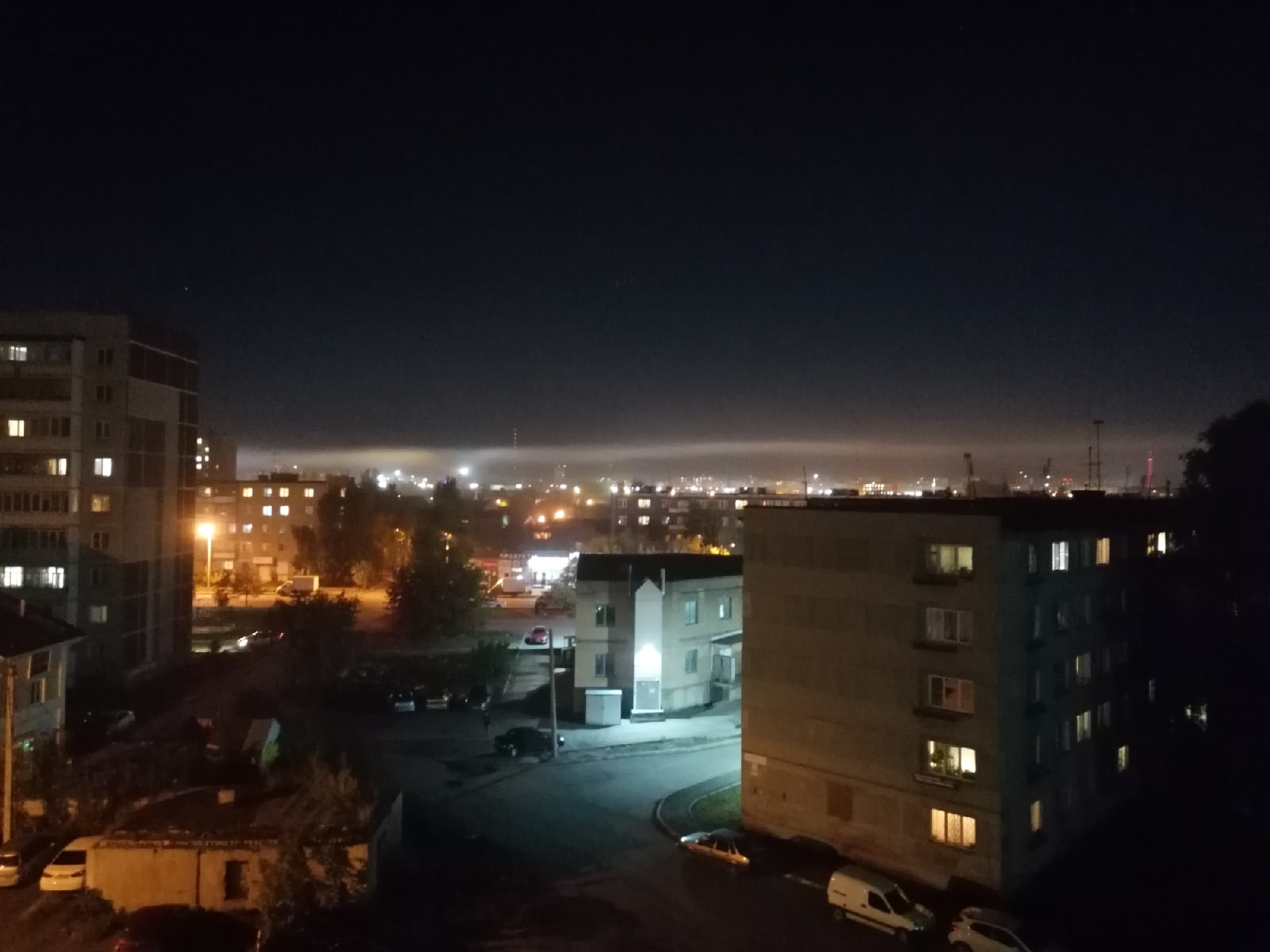 А такую картину накануне вечером можно было увидеть на пересечении улиц Новороссийской и Барбюса А такую картину накануне вечером можно было увидеть на пересечении улиц Новороссийской и Барбюса