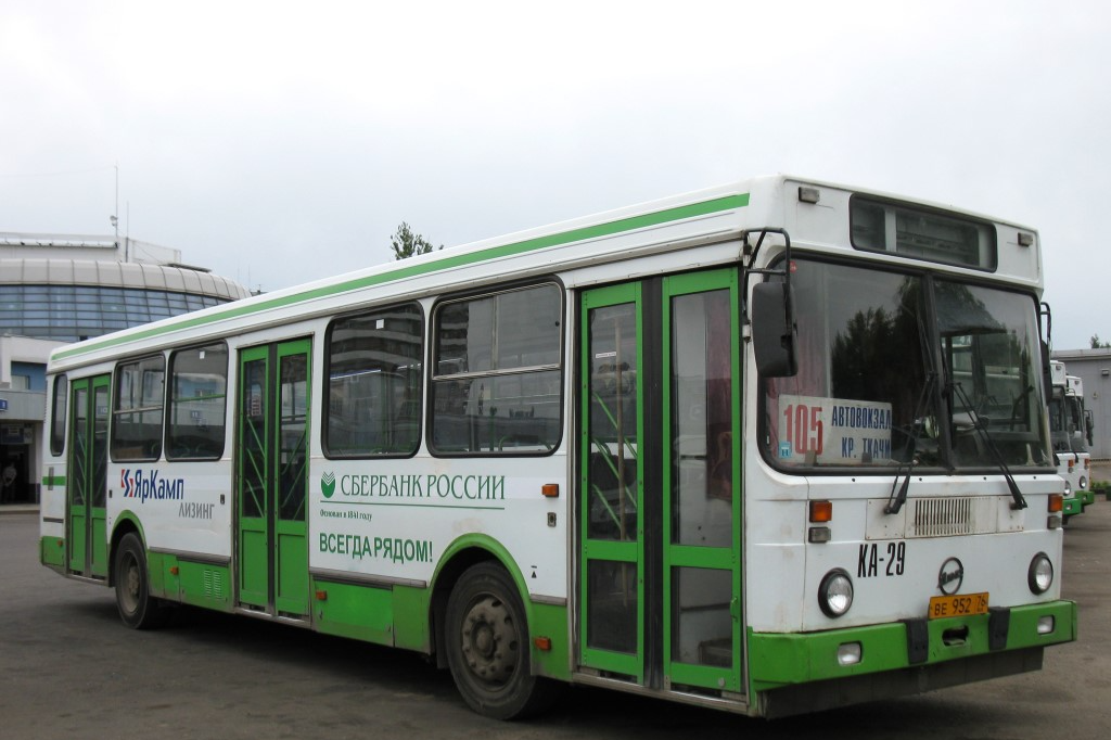 Пригородные автобусы ярославль. ЛИАЗ-5256 автобус Ярославль. ЛИАЗ В Ярославле. Пригородный автобус ЛИАЗ. 105 Автобус Ярославль.