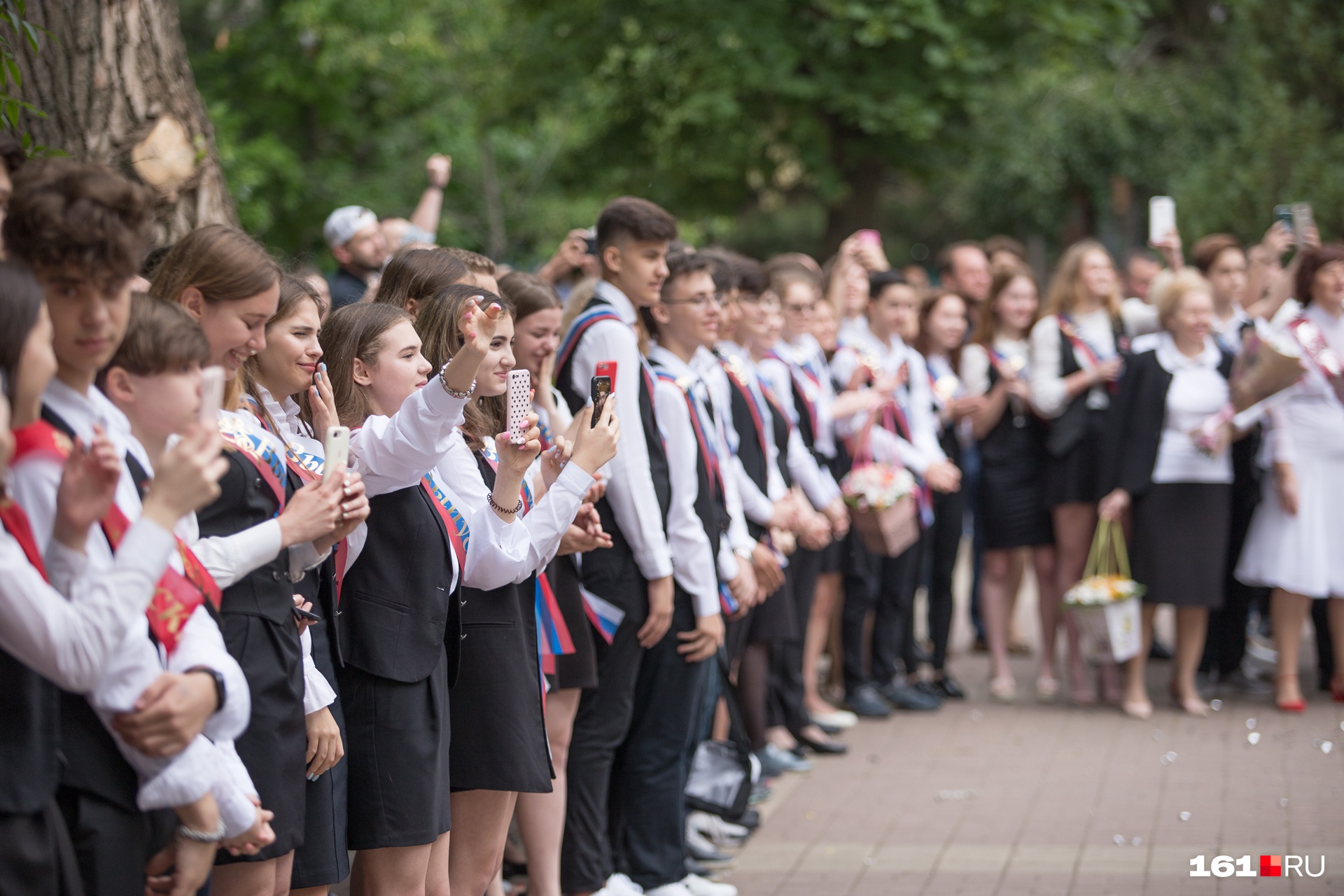 В Ростовской области учебный год завершится вовремя