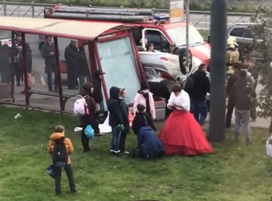 Кадр из видео <a class="author _" href="https://vk.com/ladozhskaya_drive" data-post-id="-10444_3032224" data-post-click-type="post_owner_link" open="" sans",="" "helvetica="" neue",="" "noto="" sans="" armenian",="" bengali",="" cherokee",="" devanagari",="" ethiopic",="" georgian",="" hebrew",="" kannada",="" khmer",="" lao",="" osmanya",="" tamil",="" telugu",="" thai",="" sans-serif,="" thai";="" font-size:="" 13px;="" font-style:="" normal;="" font-variant-ligatures:="" font-variant-caps:="" letter-spacing:="" orphans:="" 2;="" text-align:="" left;="" text-indent:="" 0px;="" text-transform:="" none;="" white-space:="" widows:="" word-spacing:="" -webkit-text-stroke-width:="" background-color:="" rgb(255,="" 255,="" 255);"="">.ιl Ладожская рулит lι. / Красногвардейский р-н</a> / vk.com/ladozhskaya_drive