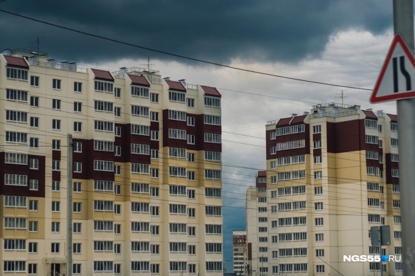 За те деньги, которые выделяет государство, сироты могут рассчитывать на однушку в спальном микрорайоне За те деньги, которые выделяет государство, сироты могут рассчитывать на однушку в спальном микрорайоне