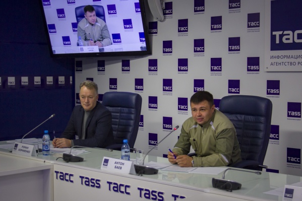 На фото слева направо — Роман Корниенко и Антон Баев На фото слева направо — Роман Корниенко и Антон Баев