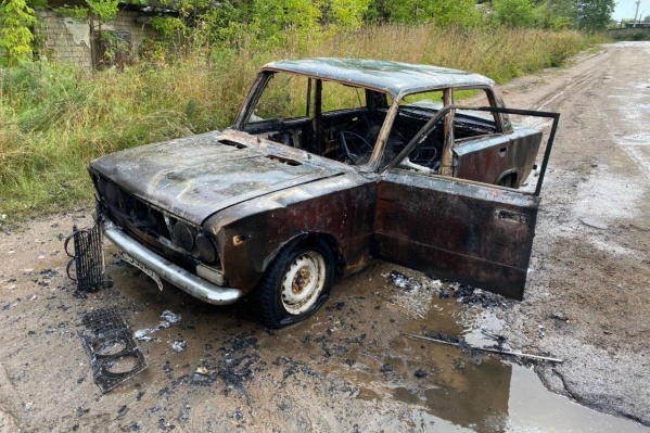 От автомобиля не осталось живого места От автомобиля не осталось живого места