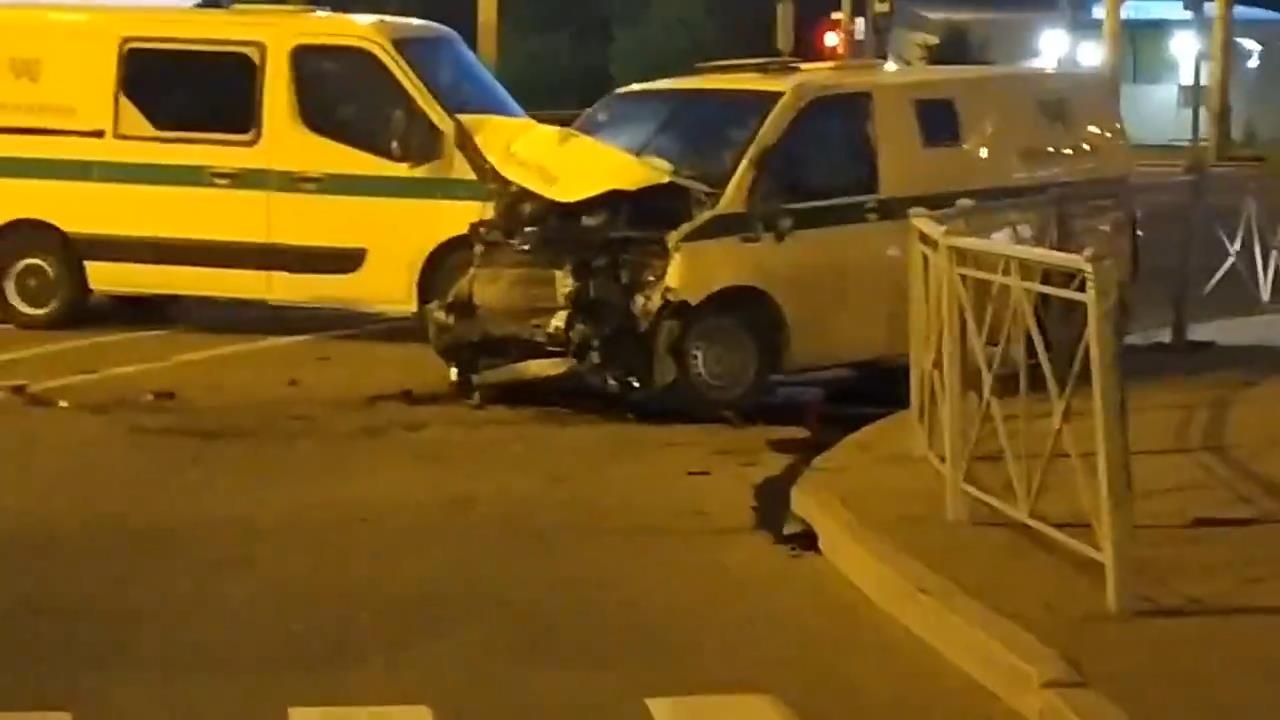 Скриншот видео из группы <a href="https://vk.com/wall-68471405_13390754" target="_blank" class="_">«ДТП и ЧП | Санкт-Петербург»</a>