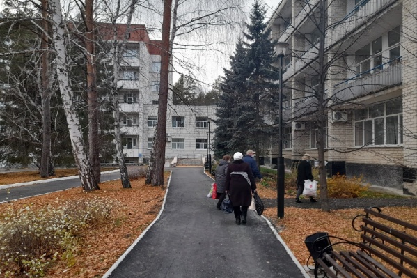 Галину отвезли в обсерватор из больницы Галину отвезли в обсерватор из больницы