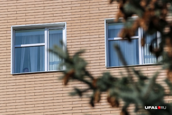 Больницу закрыли на карантин Больницу закрыли на карантин