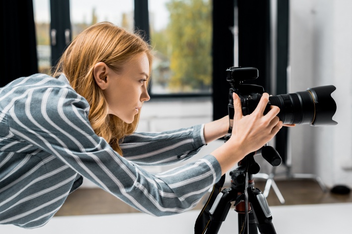 Налоговый режим подходит фотографам, репетиторам, швеям, бьюти-мастерам, таксистам, курьерам