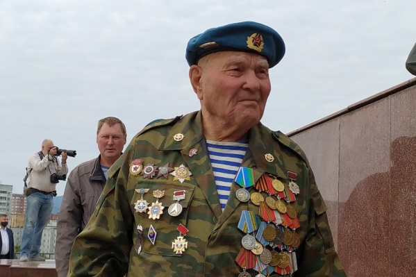 Георгий Терентьевич Ивкин — самый опытный десантник России. Ему 95 лет Георгий Терентьевич Ивкин — самый опытный десантник России. Ему 95 лет 