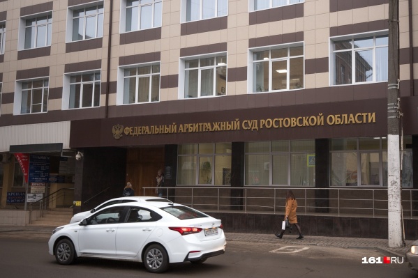 При входе в здание суда участники судебных процессов обязаны пройти «входной фильтр» При входе в здание суда участники судебных процессов обязаны пройти «входной фильтр»