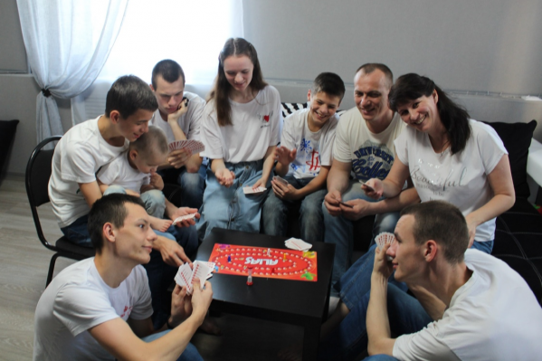 В этой семье шесть сыновей и одна дочка по имени Майя В этой семье шесть сыновей и одна дочка по имени Майя