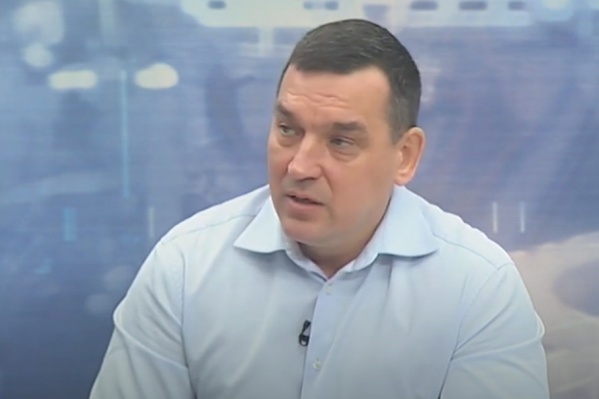 Некую историю Сергей Кузнецов пообещал рассказать на всю Россию Некую историю Сергей Кузнецов пообещал рассказать на всю Россию