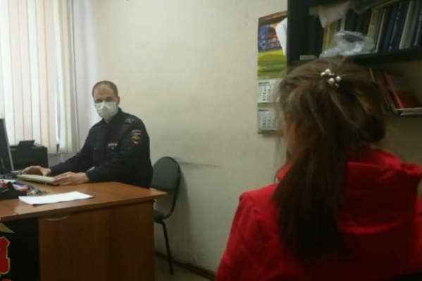 Подруги рассказали на допросе, зачем подожгли дачу под Канском Подруги рассказали на допросе, зачем подожгли дачу под Канском