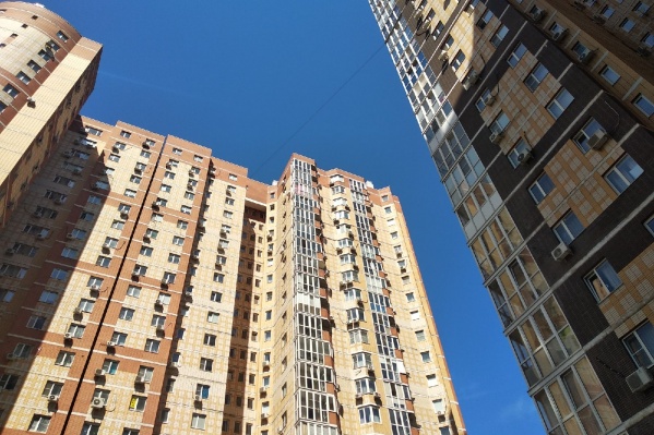 МКД находится совсем рядом с центром города МКД находится совсем рядом с центром города