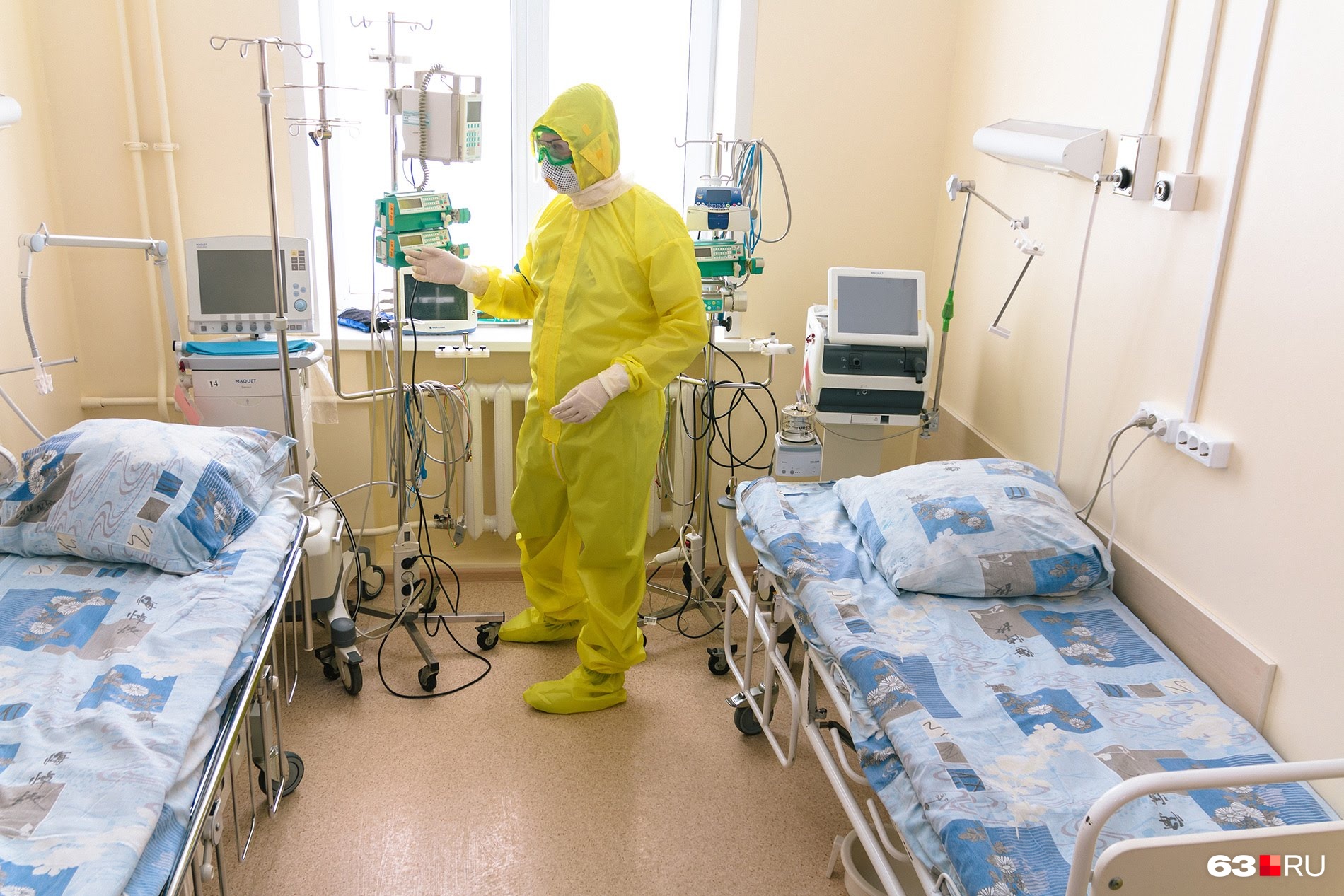 В Свердловской области число занятых коек для больных COVID-19 и пневмонией выросло вдвое