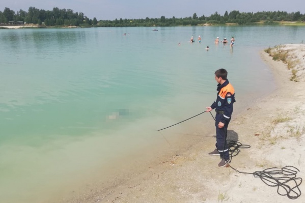 Во время аномальной жары южноуральцы гибли на озёрах практически ежедневно Во время аномальной жары южноуральцы гибли на озёрах практически ежедневно